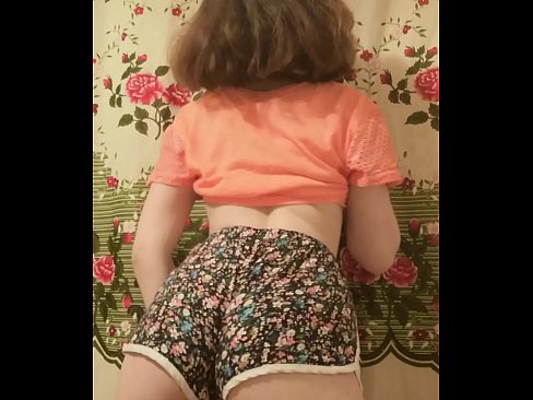 ❤️ Сексуальна молода красуня знімає шорти на камеру Порно у нас uk.naughtyhentai.ru ﹏